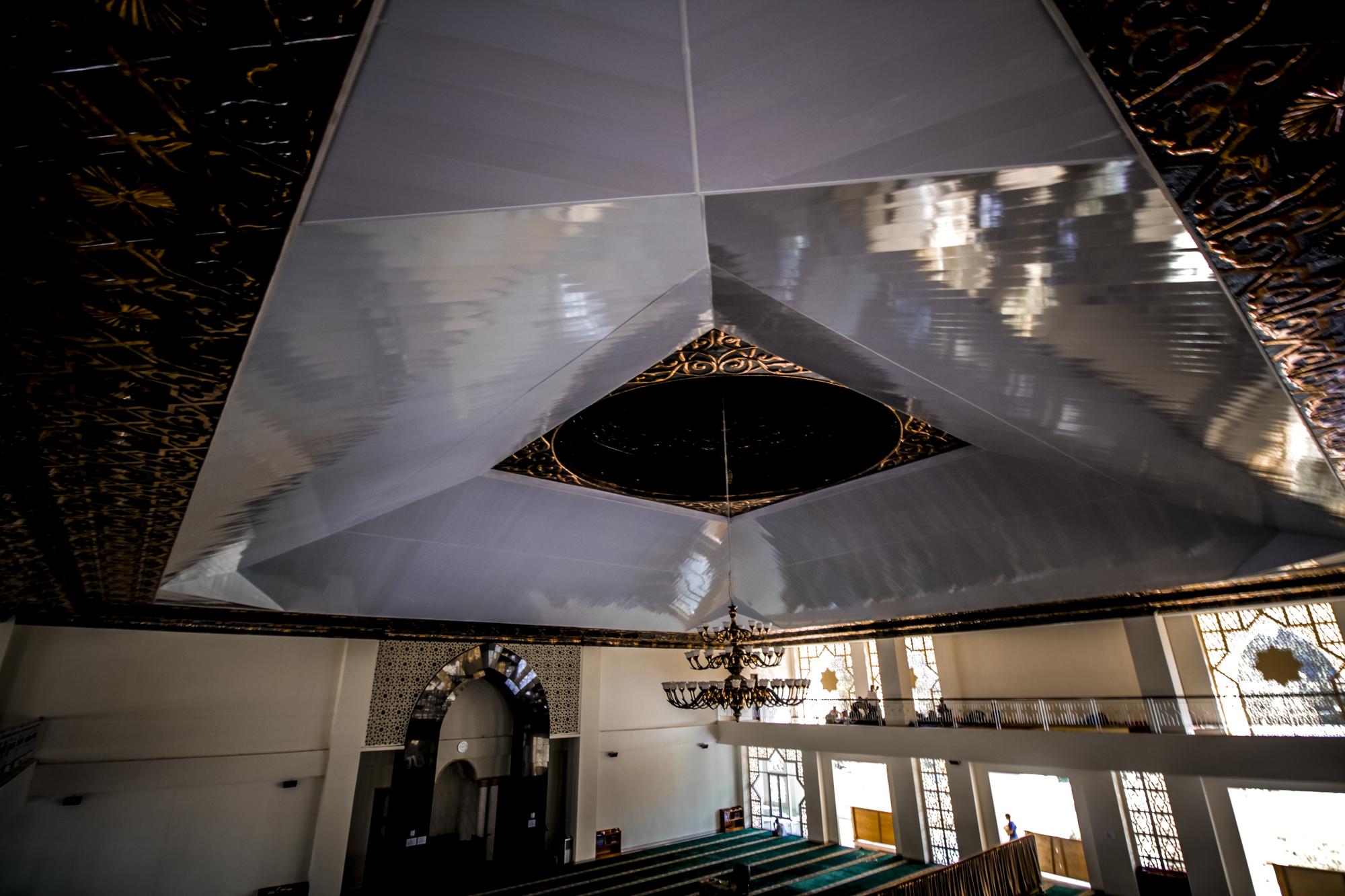 سقف دکوراتیو