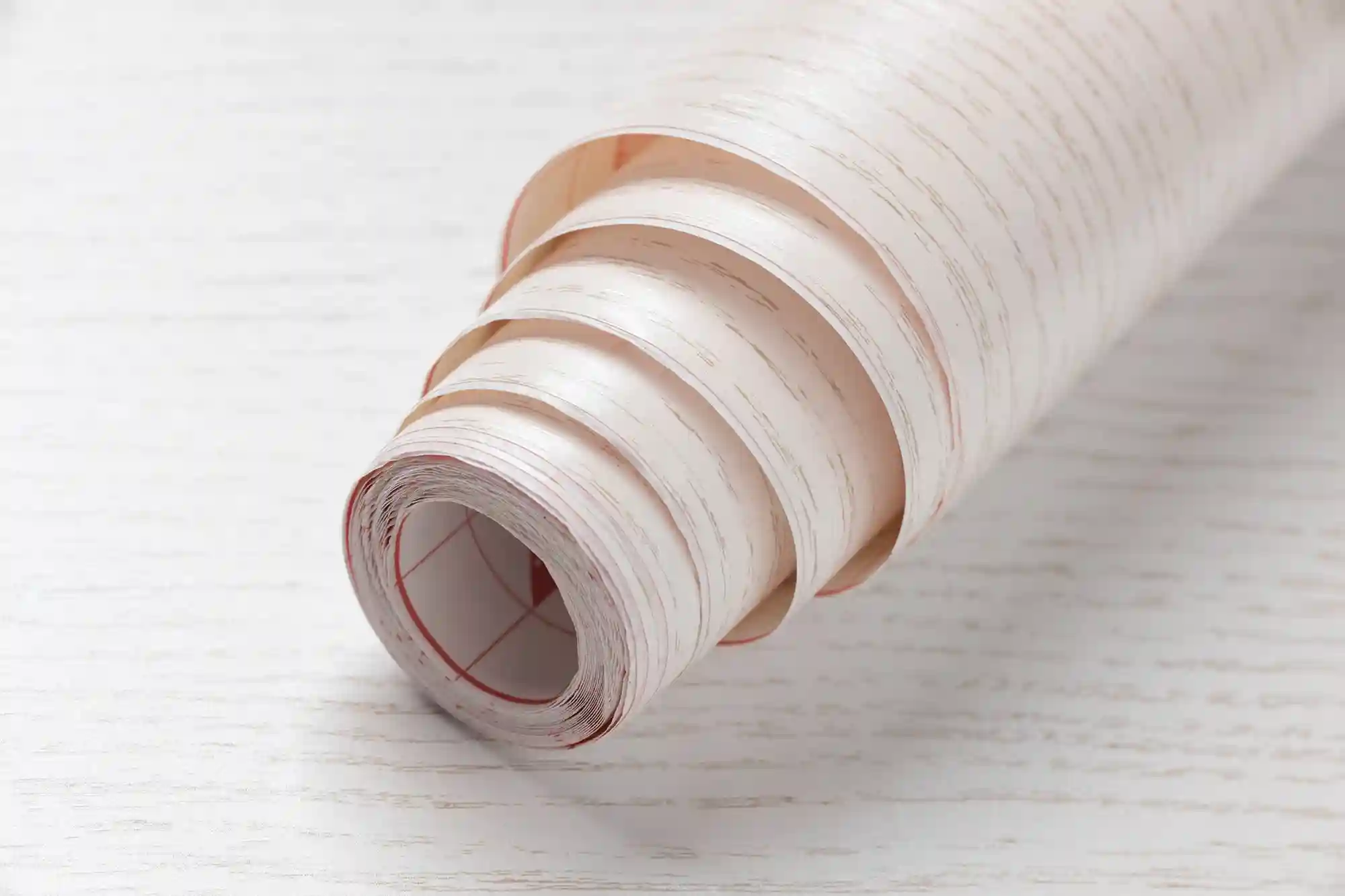 دیوار پوش چسبی