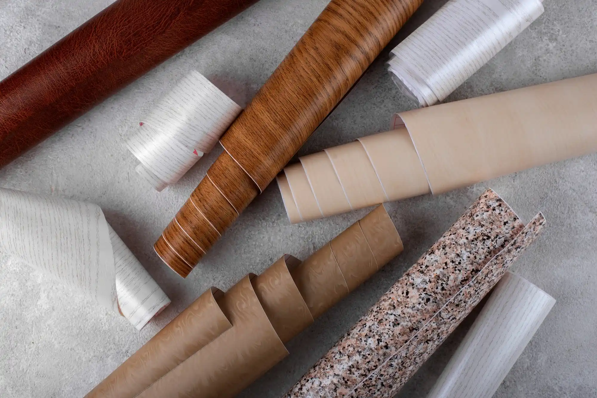 دیوار پوش چسبی ضد آب