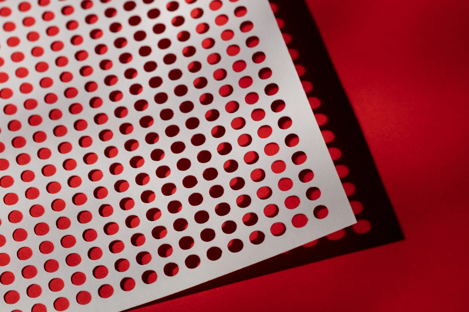 تایل آکوستیک سقفی